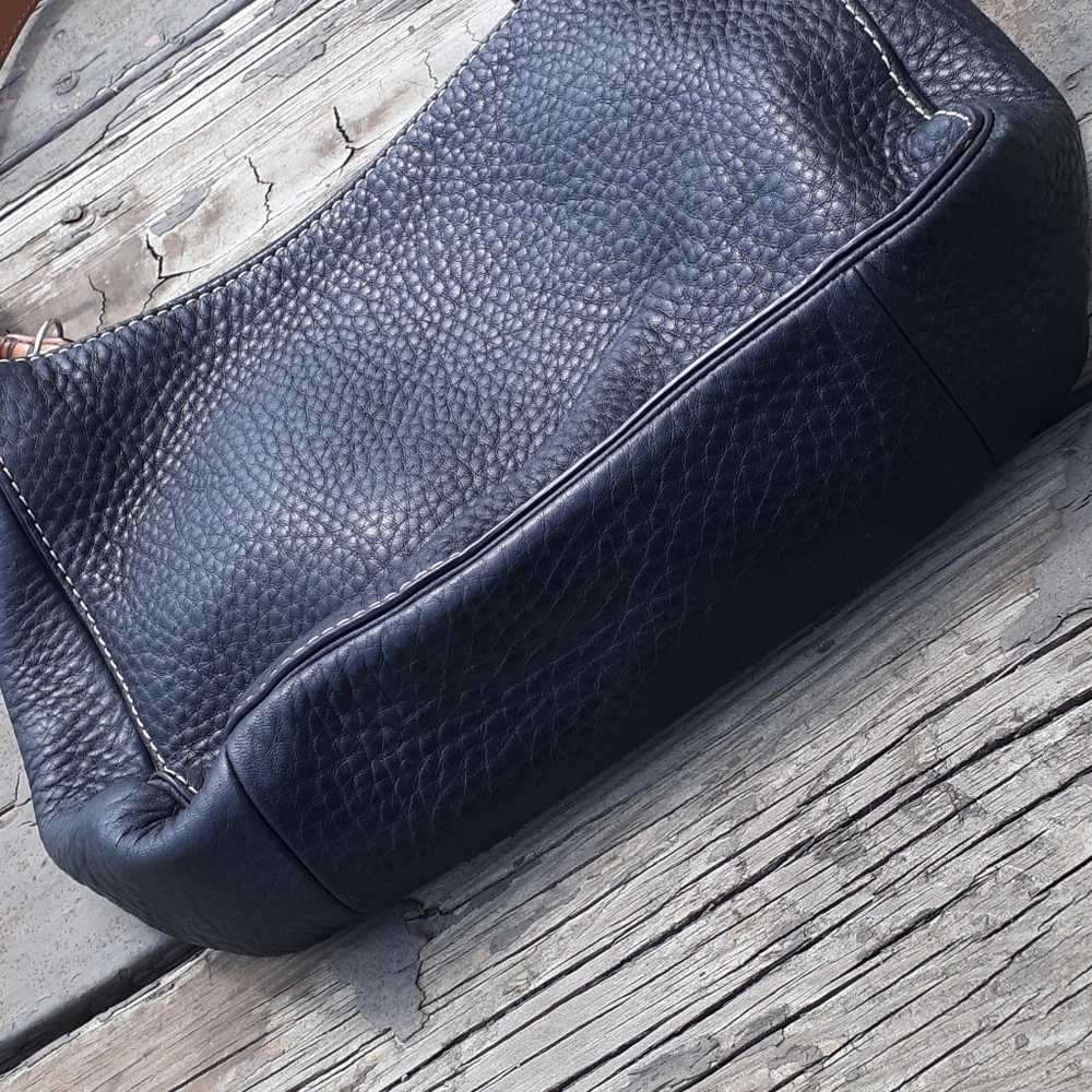 FIRM Coach Chelsea Black Pebble Leather Purse - Picture 5 of 8